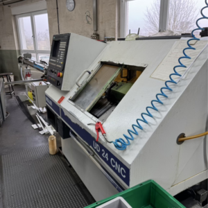 WEILER UD 24 CNC, Bj. 1995 mit IRCO Einzelstangenzuführung IntNr231497