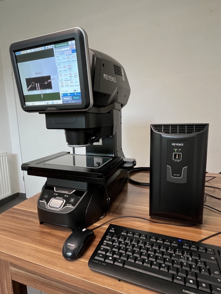Messmaschine Keyence_LM_1100_Bj._2022 _ IntNr231614 - Image 3