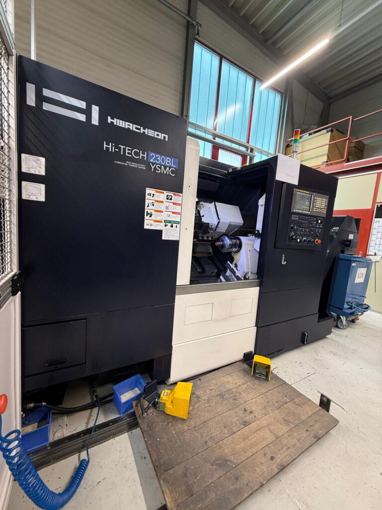 HWACHEON Hi-TECH 230BL YSMC, Bj. 01_2020_ IntNr231545